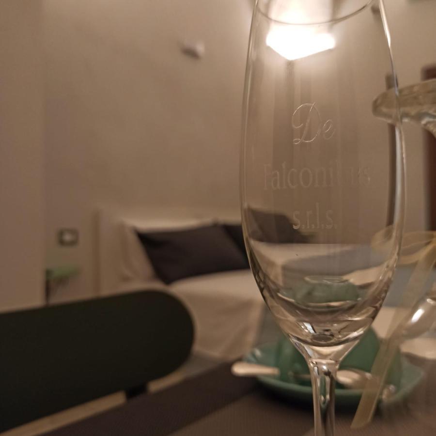 18 Mq Hotel Pulsano Luaran gambar