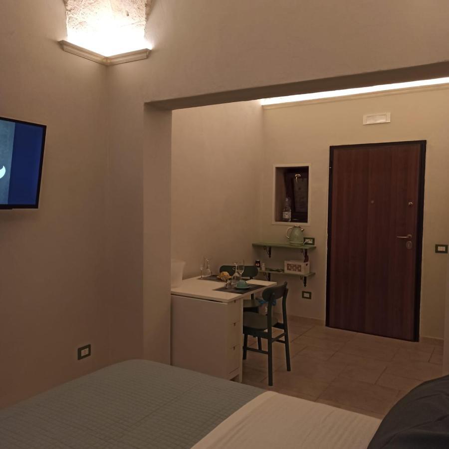 18 Mq Hotel Pulsano Luaran gambar